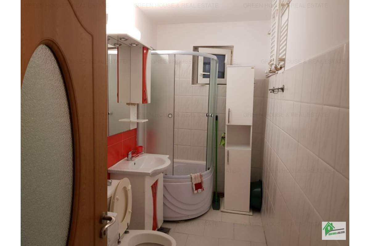 Apartament 4 camere decomandat,mobilat si utilat