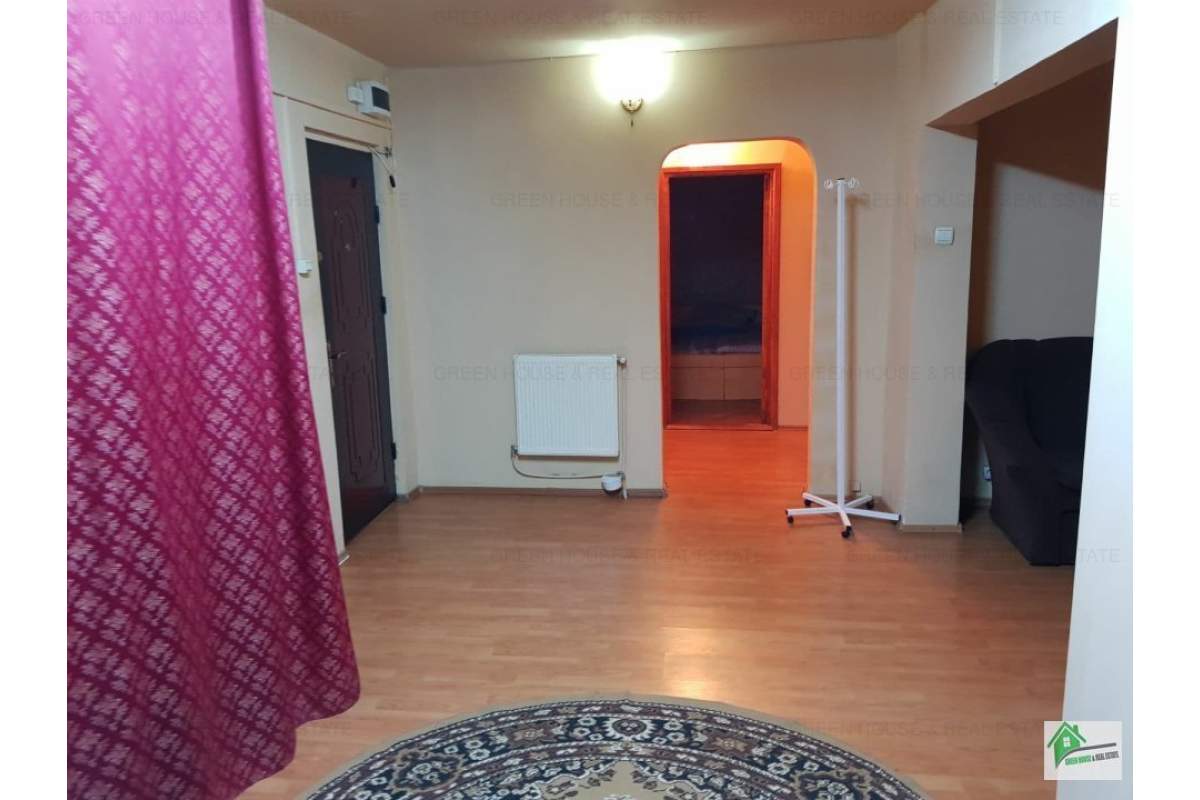  Apartament 4 camere decomandat,mobilat si utilat