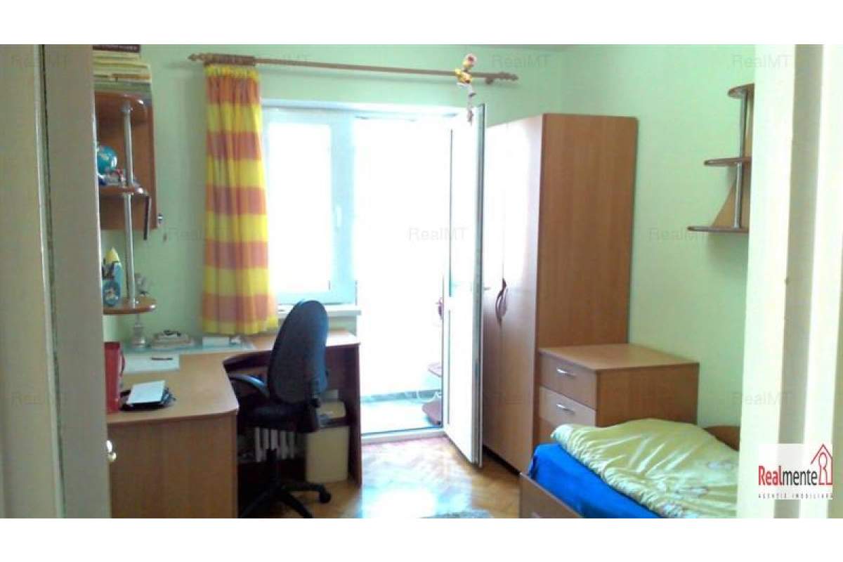  Apartament 4 camere