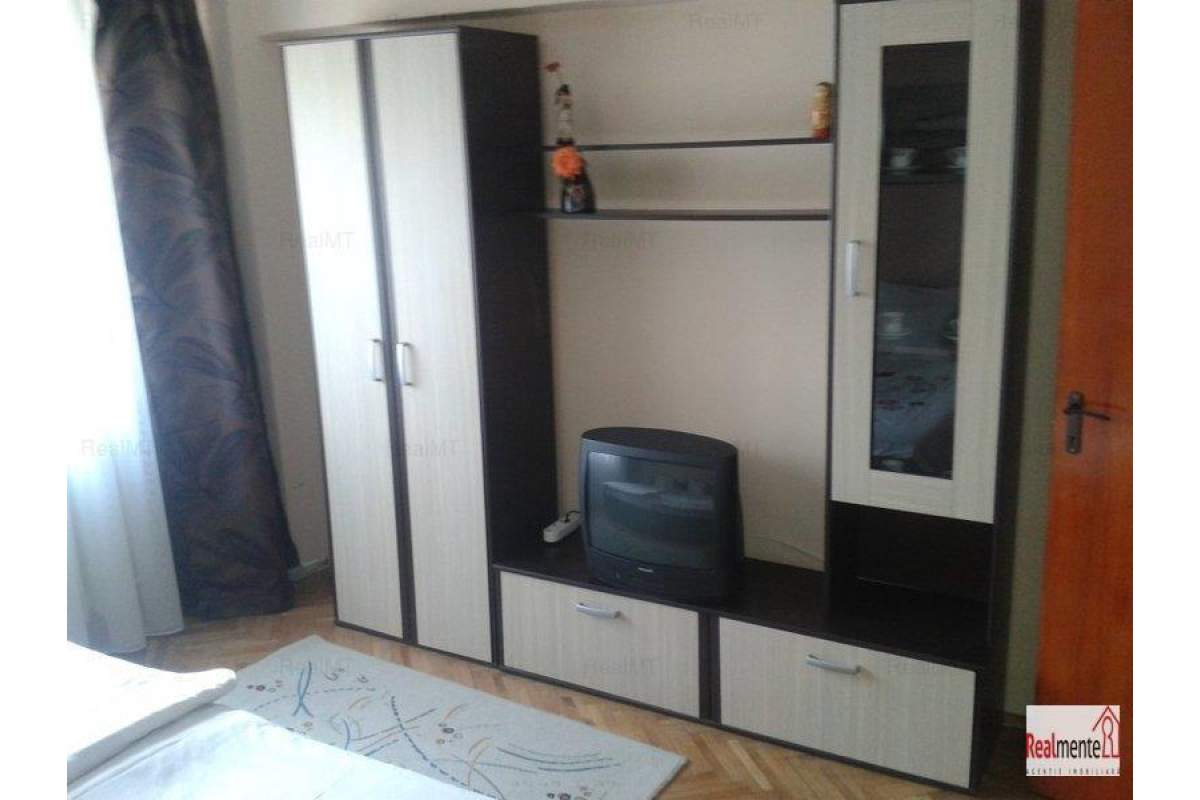  Apartament 4 camere,mobilat si utilat, Centru