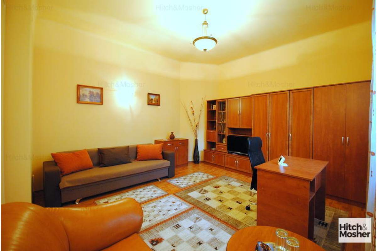 Apartament cu 1 camera, excelent pozitionat in zona ultracentrala-Piata 700