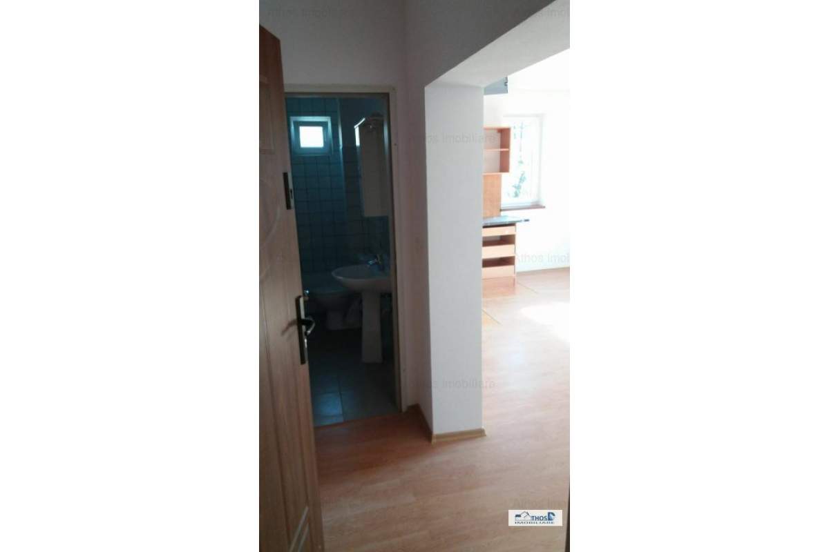  Apartament cu 1 camera NOU la prima inchiriere in zona Balcescu