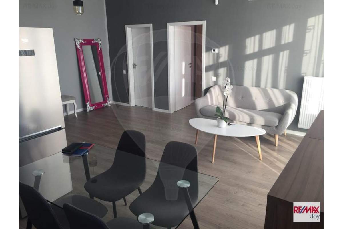  Apartament cu 2 camere de inchiriat in zona Central