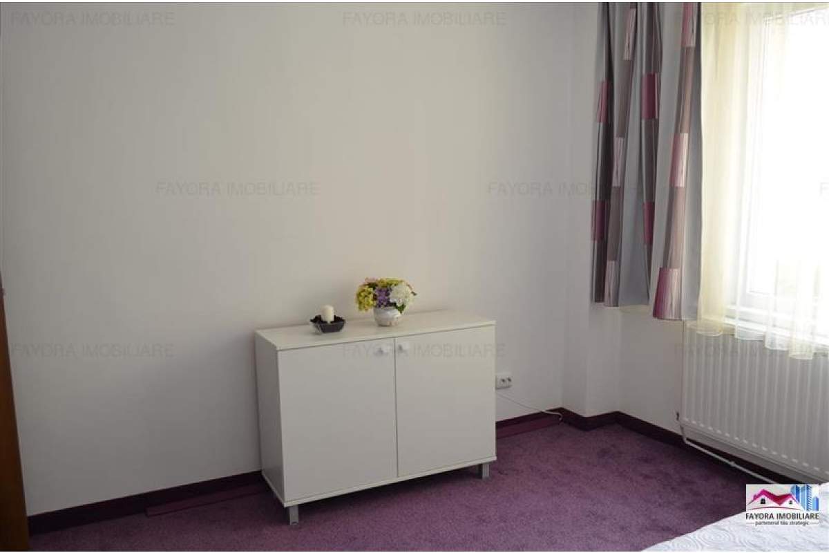  Apartament cu 2 Camere de Inchiriat in Zona Centrala