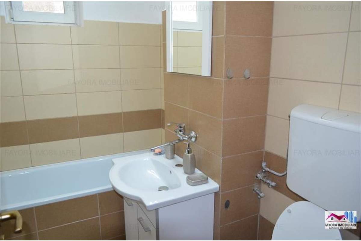  Apartament cu 2 Camere de Inchiriat in Zona Centrala