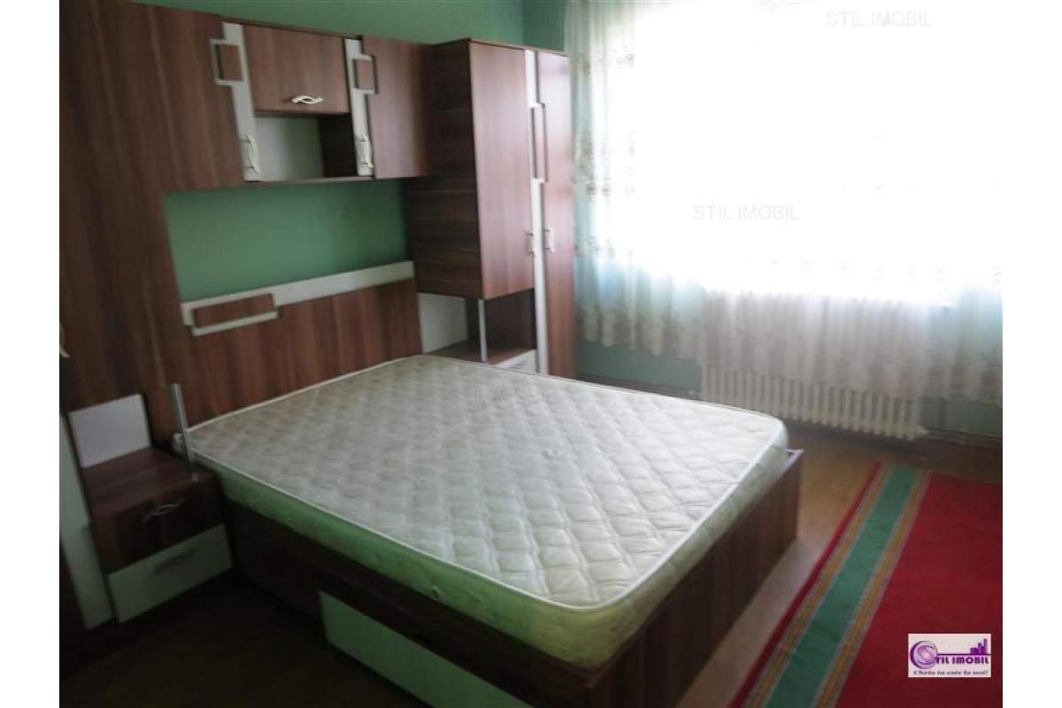  Apartament cu 2 camere -Podu Ros 280 EURO