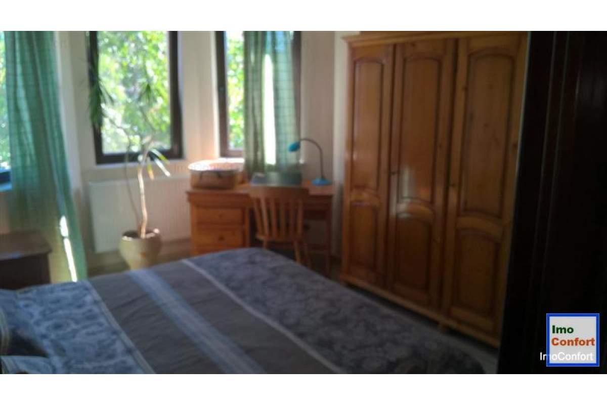Apartament cu 2 CD, de lux, in Bucium, la strada