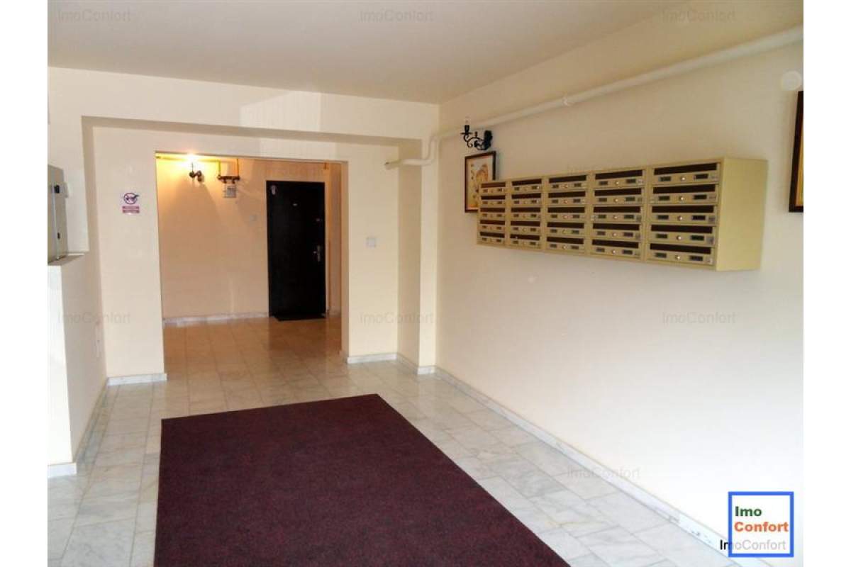 Apartament cu 2 CD, de lux, in Bucium, la strada