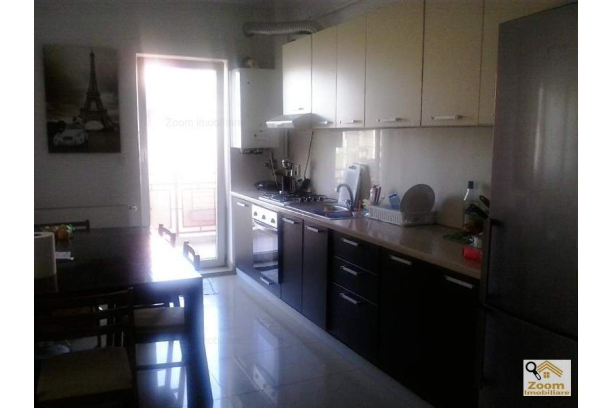 Apartament cu 3 camere, 100mp, Europa