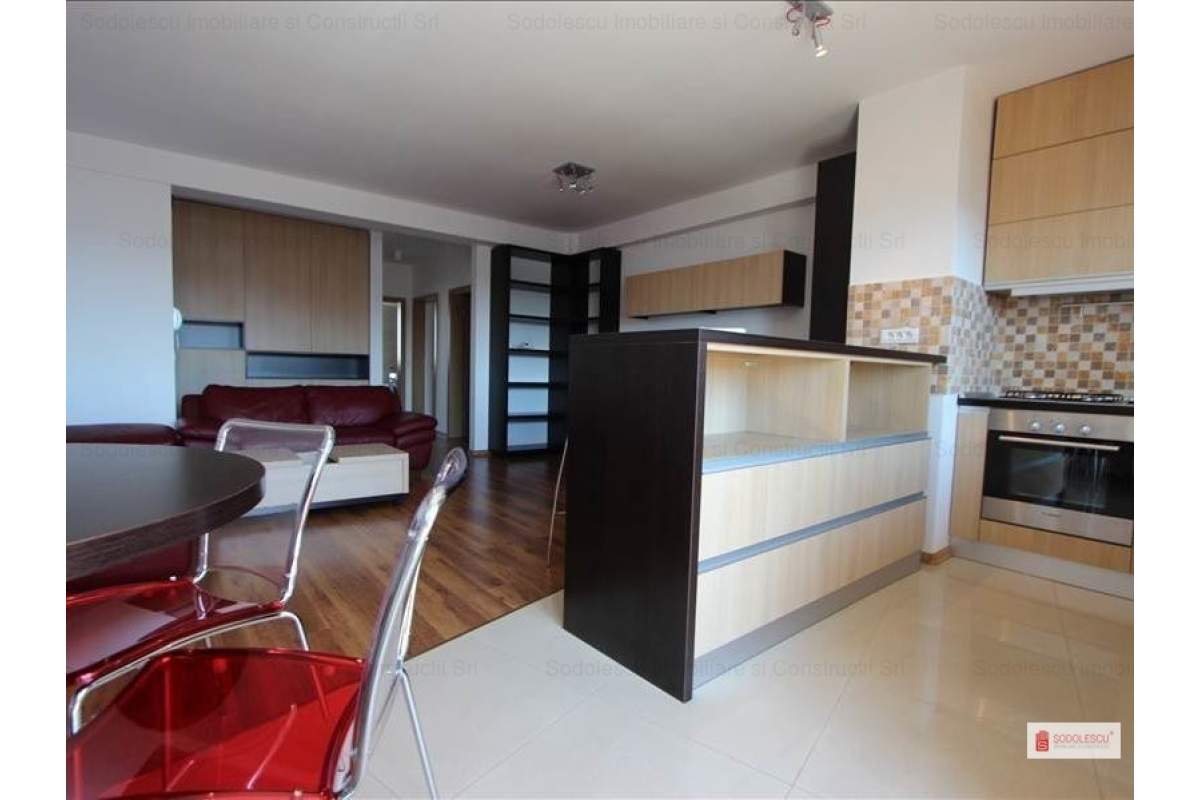  Apartament cu 3 camere de inchiriat in zona Bucovina