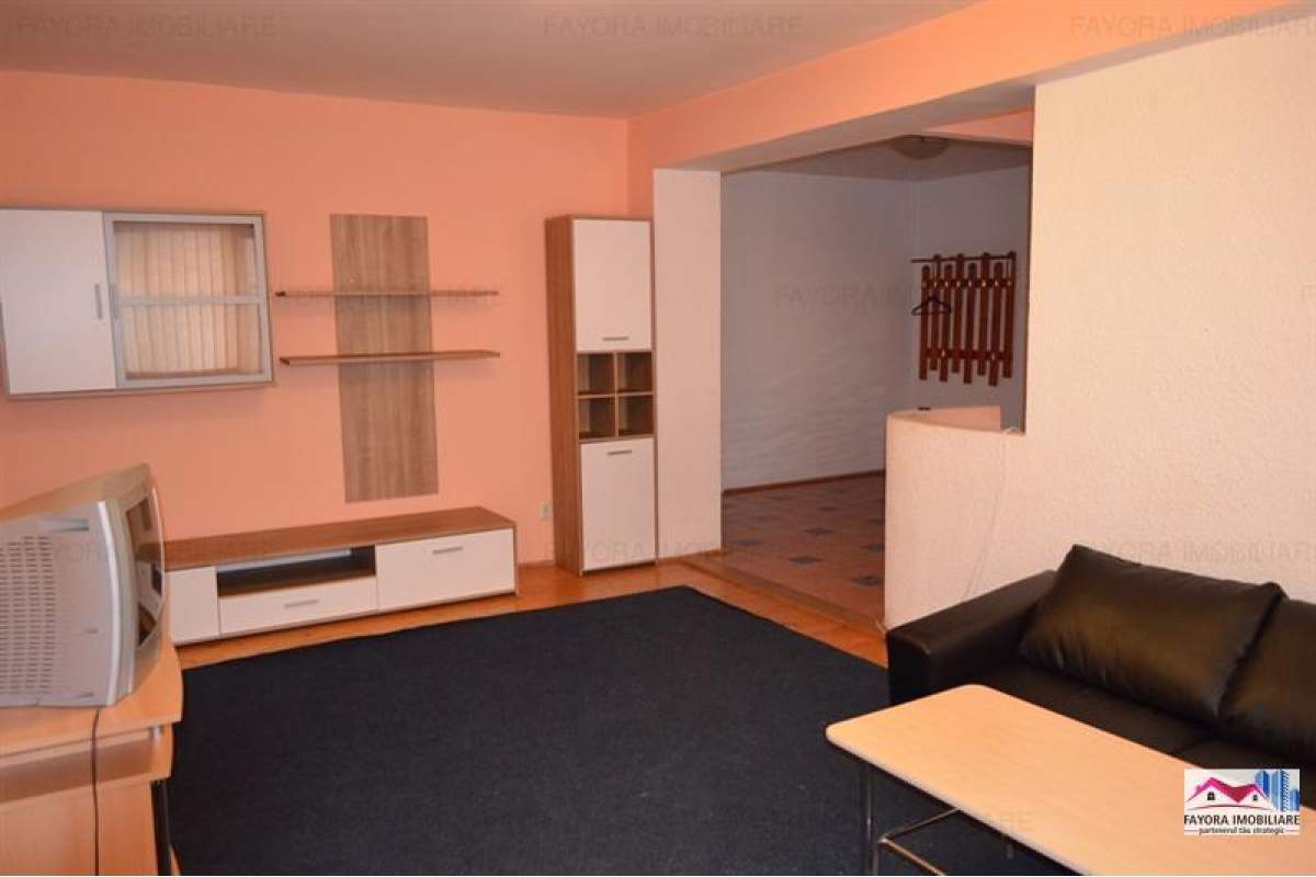  Apartament cu 3 Camere de Inchiriat in Zona Centrala.