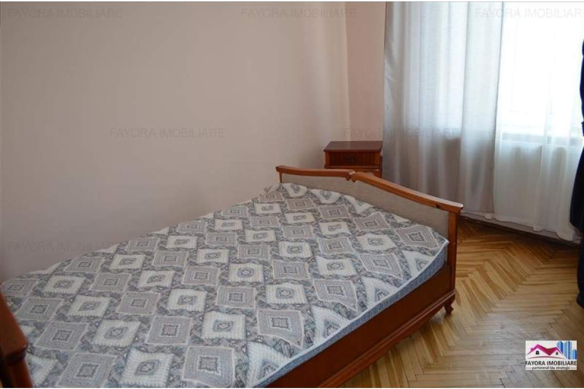  Apartament cu 3 Camere de Inchiriat in Zona Pandurilor