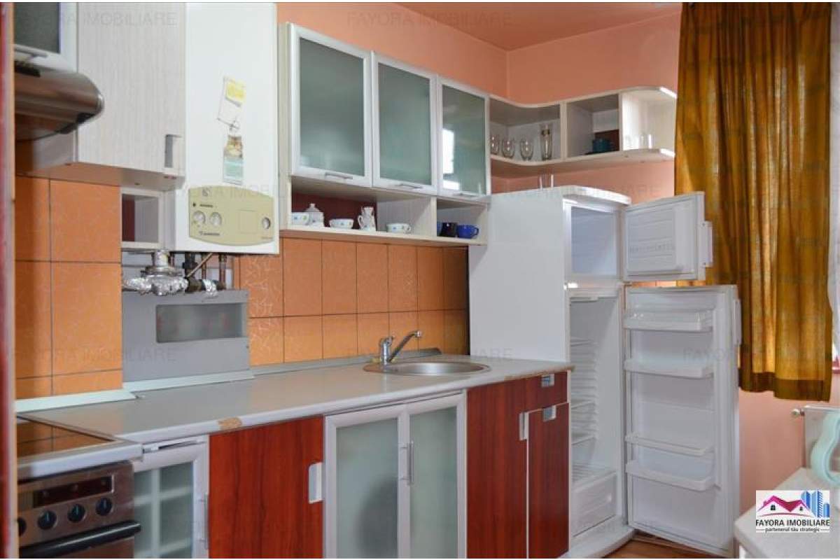  Apartament cu 3 Camere de Inchiriat in Zona Ultracentrala