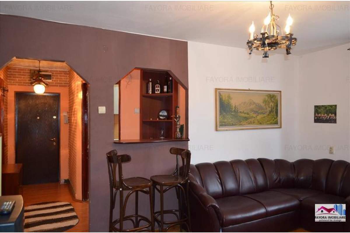  Apartament cu 3 Camere de Inchiriat in Zona Ultracentrala