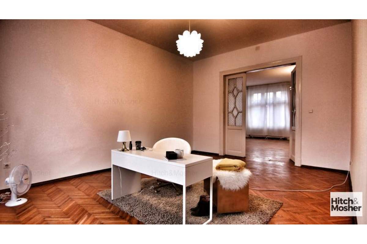  Apartament cu 3 camere de vanzare - zona Ultracentral - Piata VICTORIEI