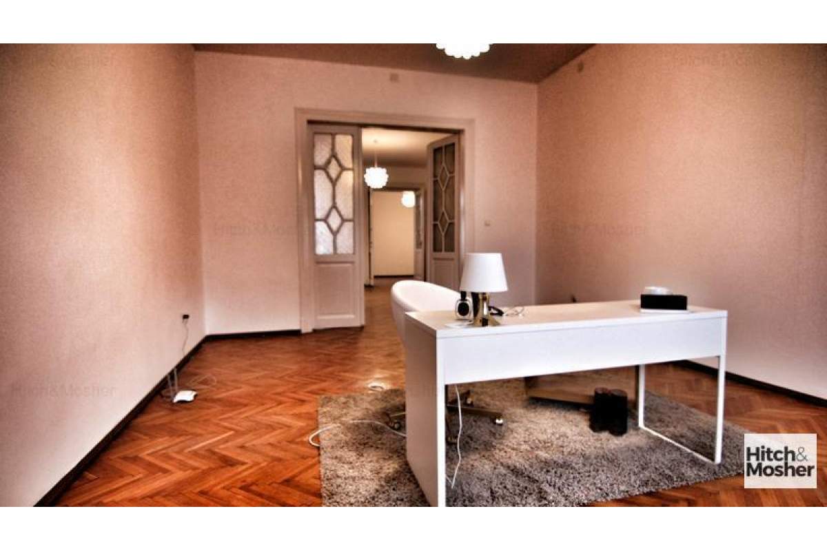  Apartament cu 3 camere de vanzare - zona Ultracentral - Piata VICTORIEI