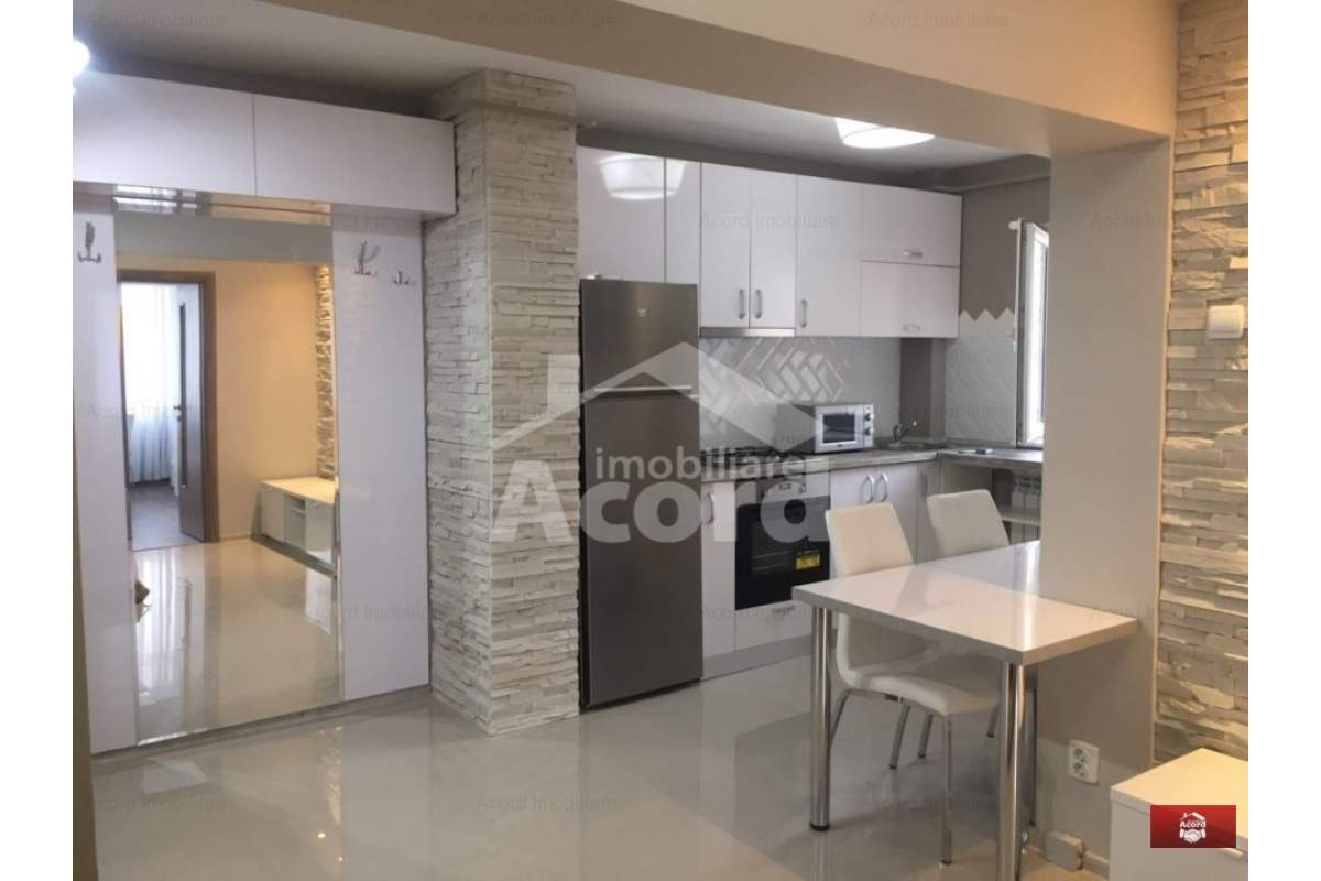  Apartament cu 3 camere decomandat Copou LUX