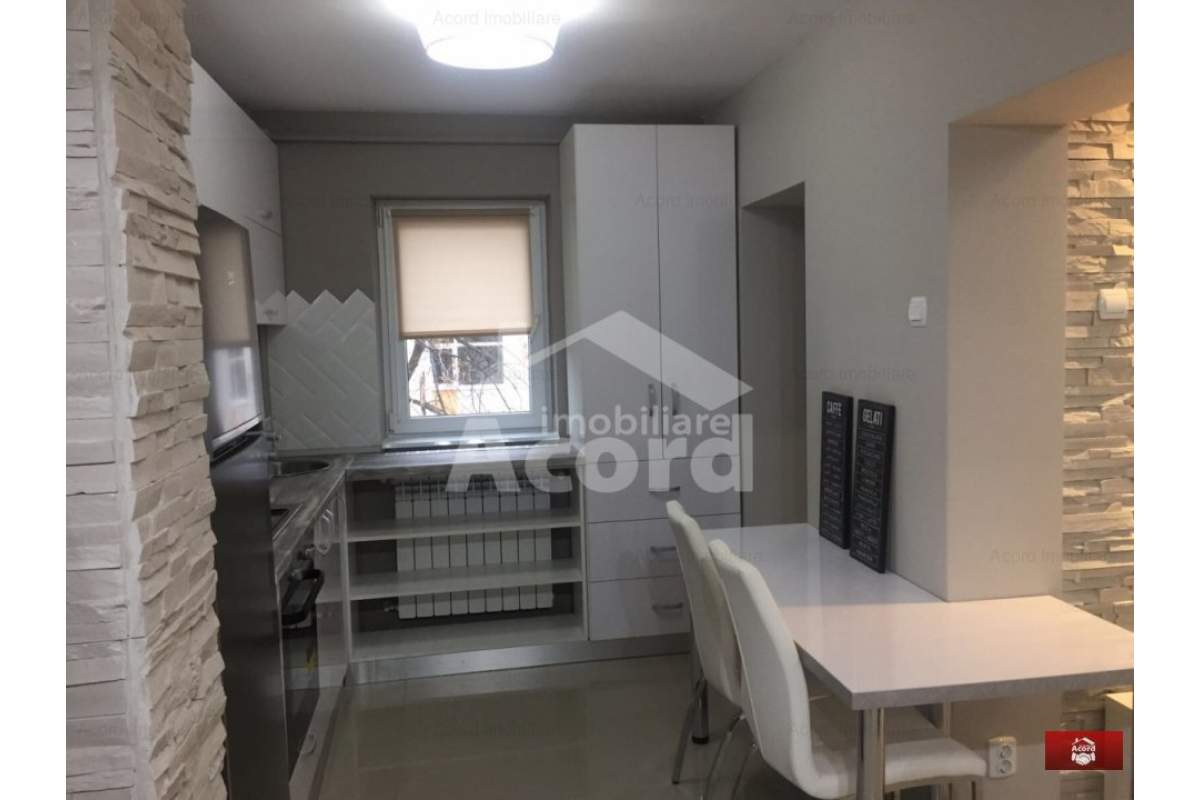  Apartament cu 3 camere decomandat Copou LUX