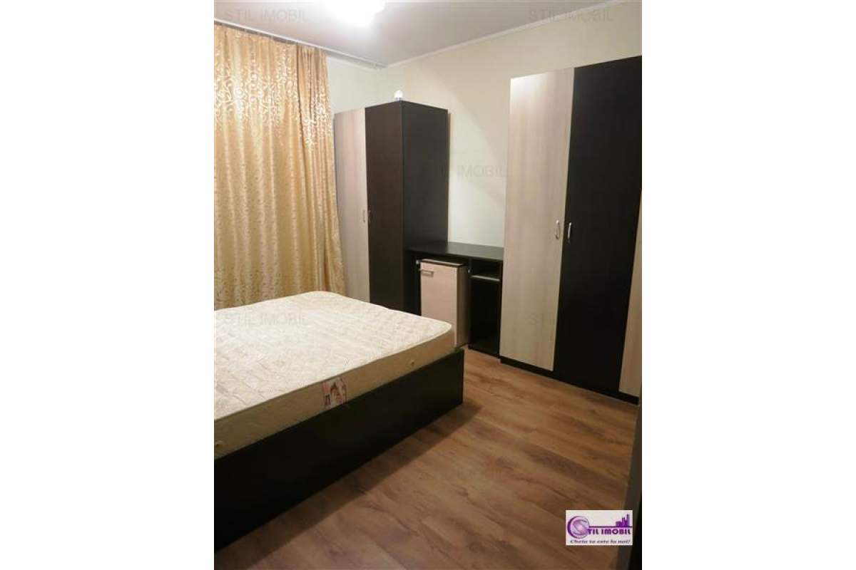  Apartament cu 3 camere zona Podu Ros