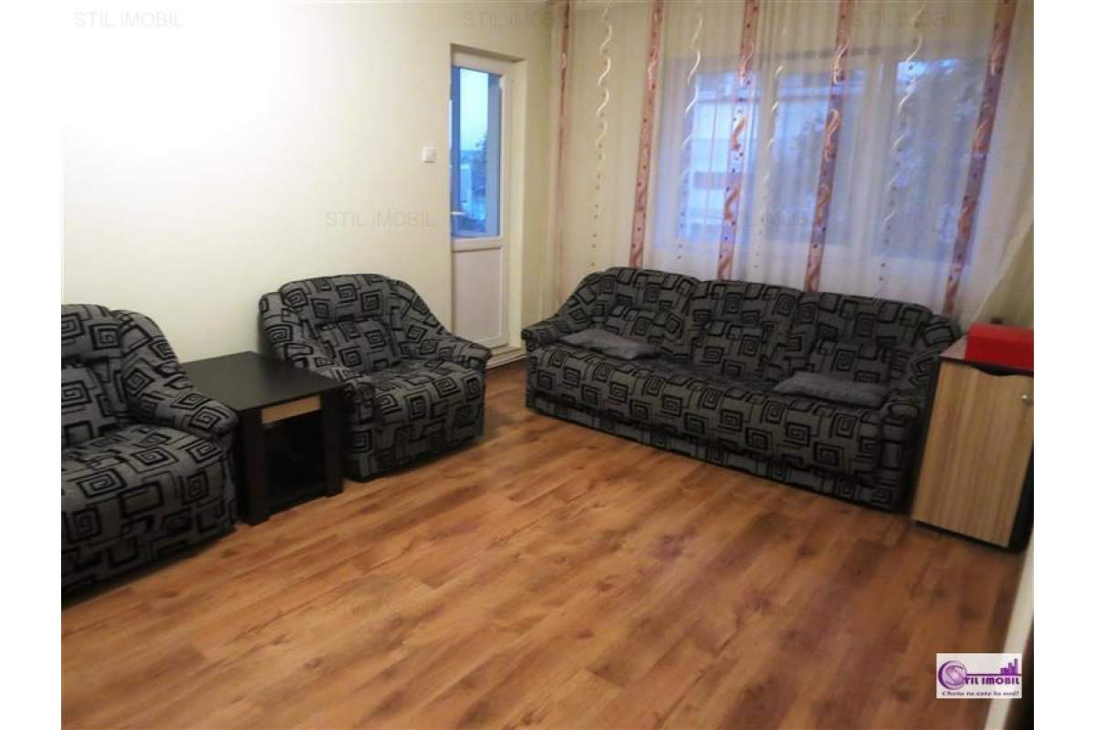  Apartament cu 3 camere zona Podu Ros