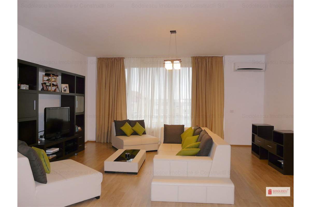  Apartament cu 4 camere in zona Central