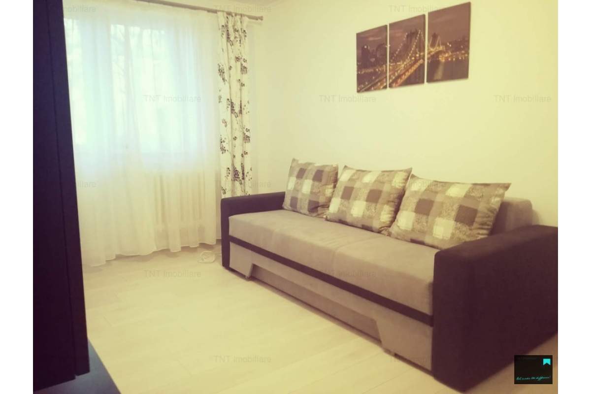  Apartament cu o camera decomandat in Tatarasi