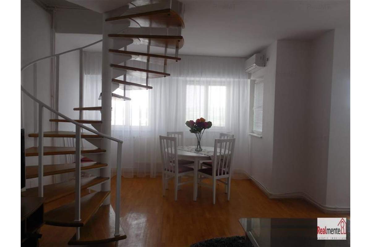  Apartament cu scara interioara ultracentral