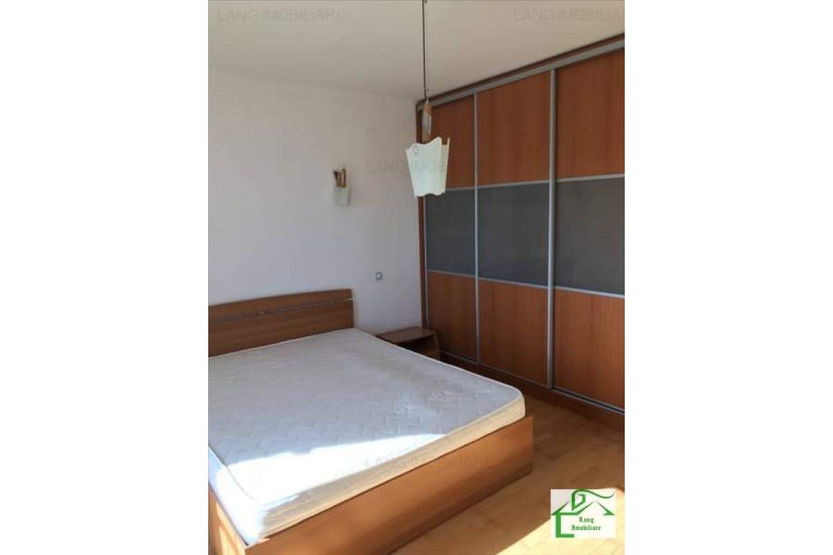 Apartament de inchiriat 3 camere