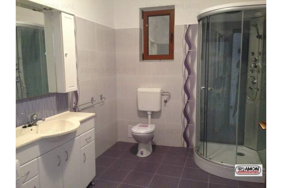  Apartament de inchiriat 3 camere