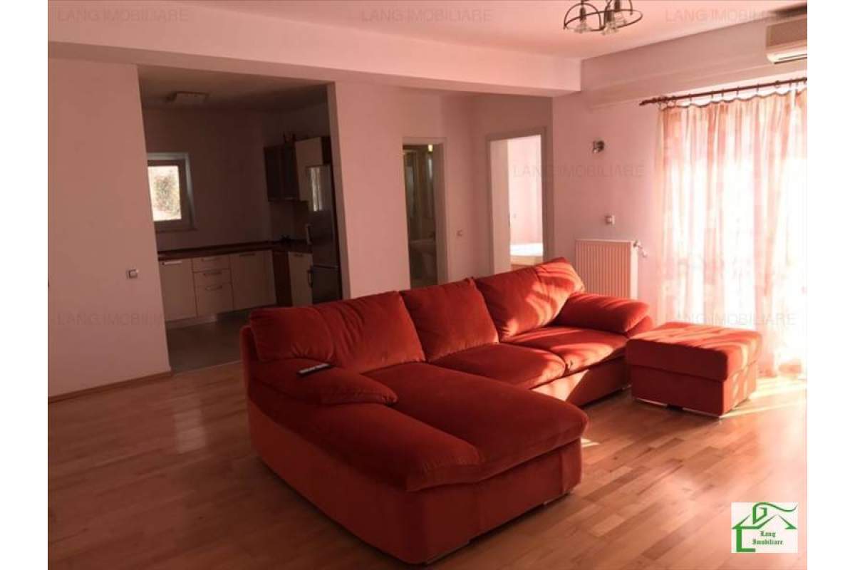 Apartament de inchiriat 3 camere