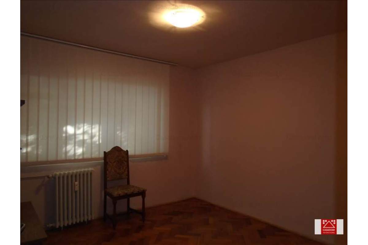 Apartament de inchiriat 3 camere