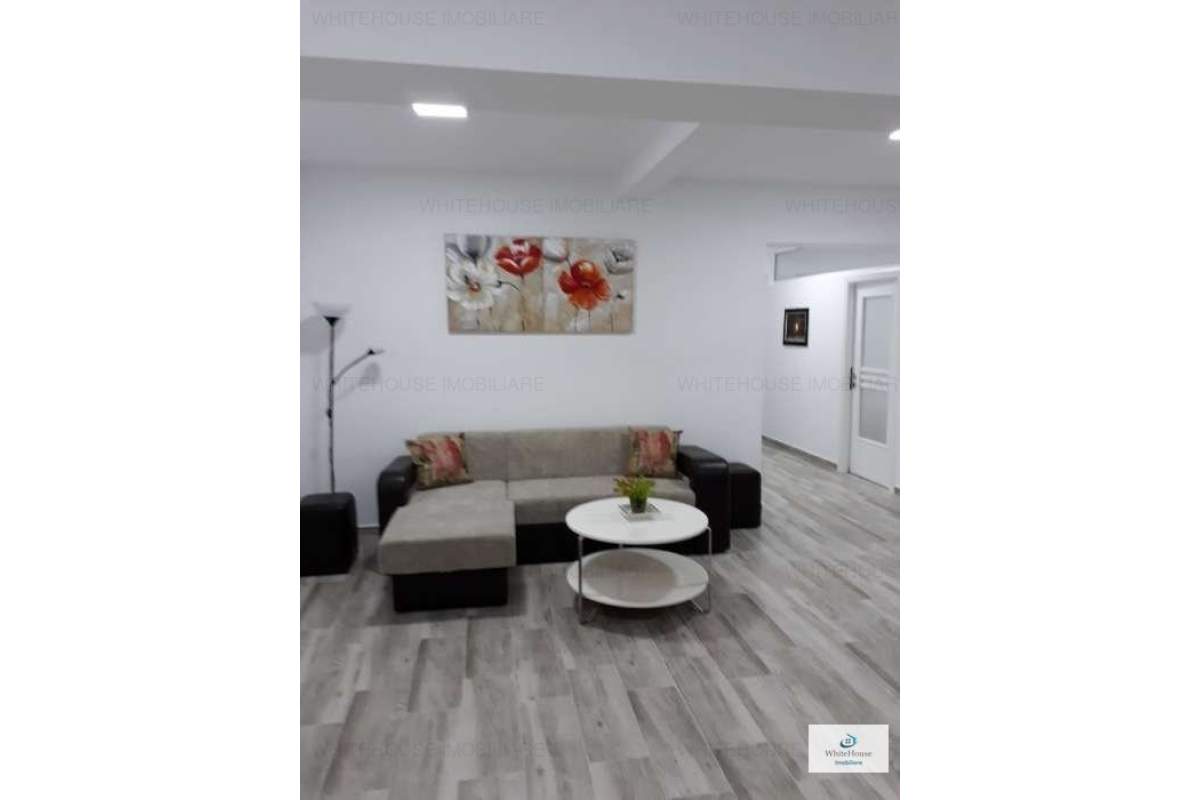  apartament de inchiriat, 4 camere, zona centrala