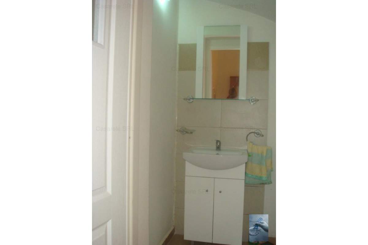 Apartament de inchiriat 4 camere