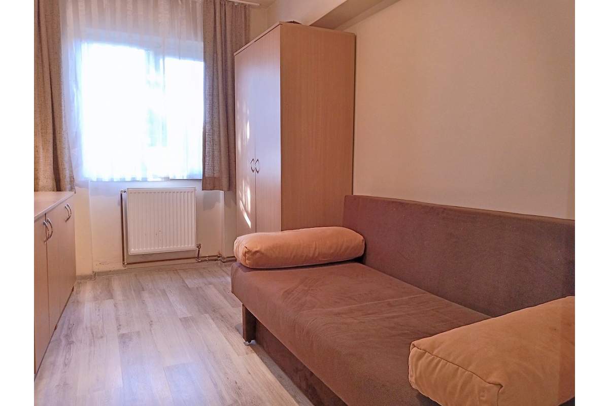 Apartament de inchiriat cu loc de parcare, Zona Centru Arad