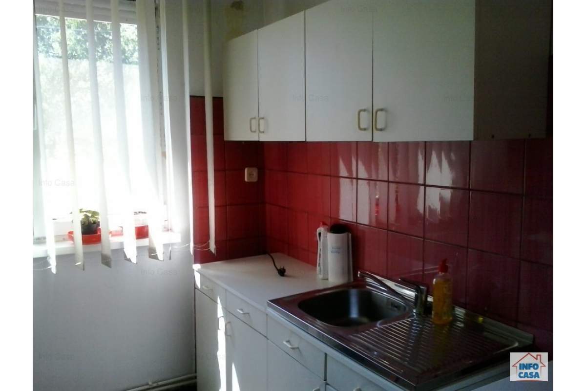  Apartament de inchiriat