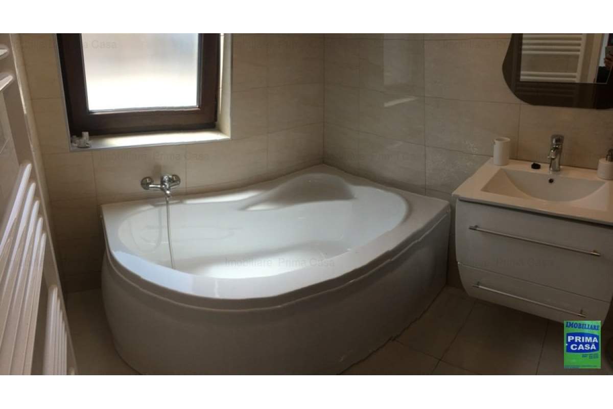 Apartament de LUX, 2 camere finisat nou, mobilat si utilat 650E/luna