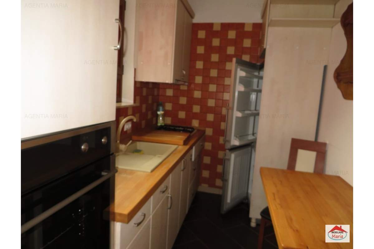 Apartament la casa zona 14 Mai