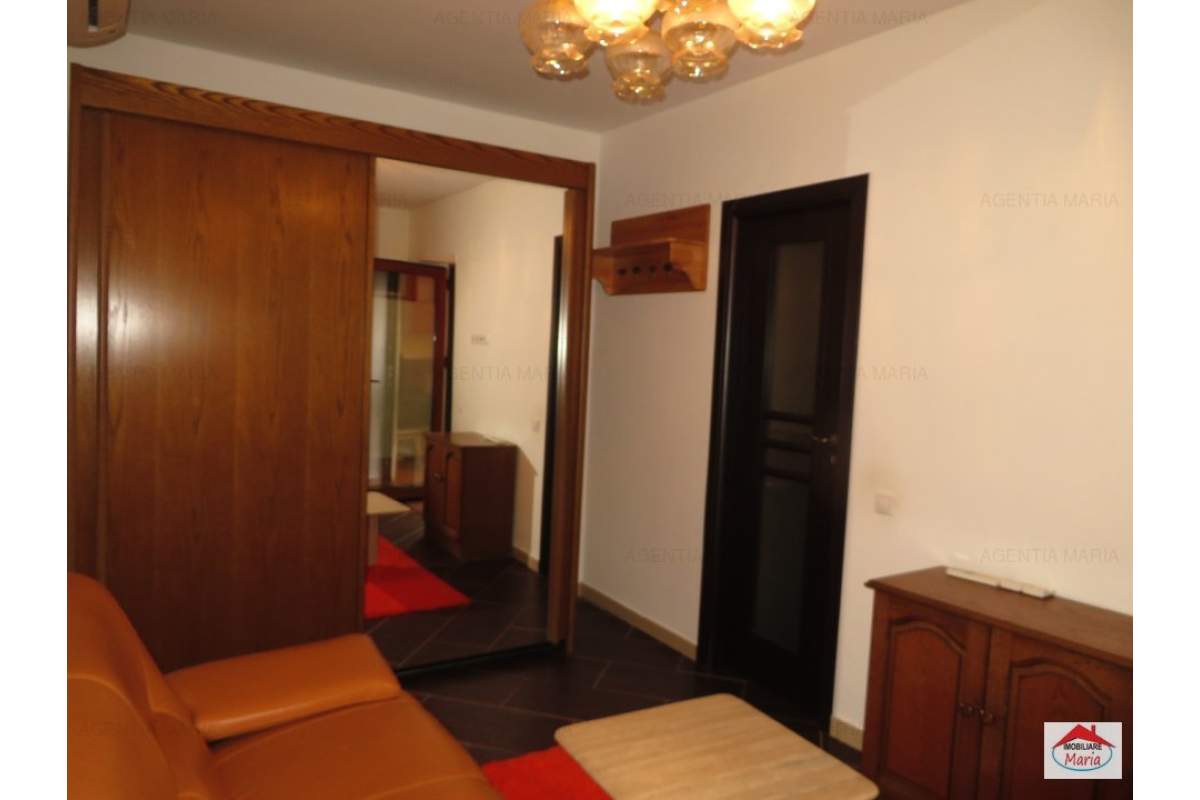 Apartament la casa zona 14 Mai