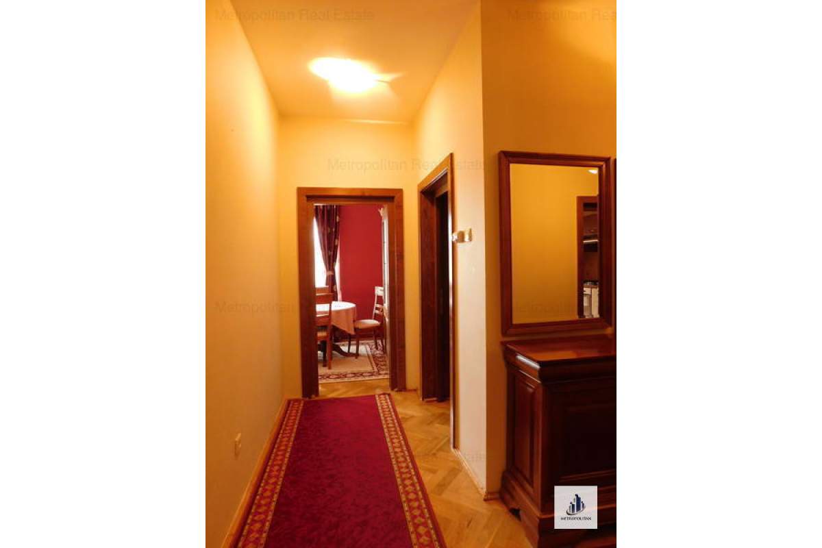  Apartament spatios 4 camere de inchiriat, chiar langa Hotel Napoca