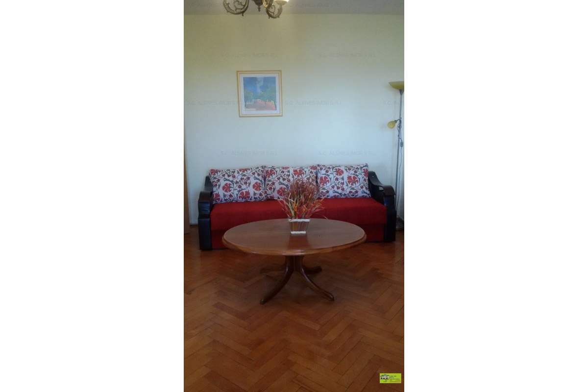  Apartament ultracentral 2 camere vedere la Dunare mobilat lux ,recent zugravit