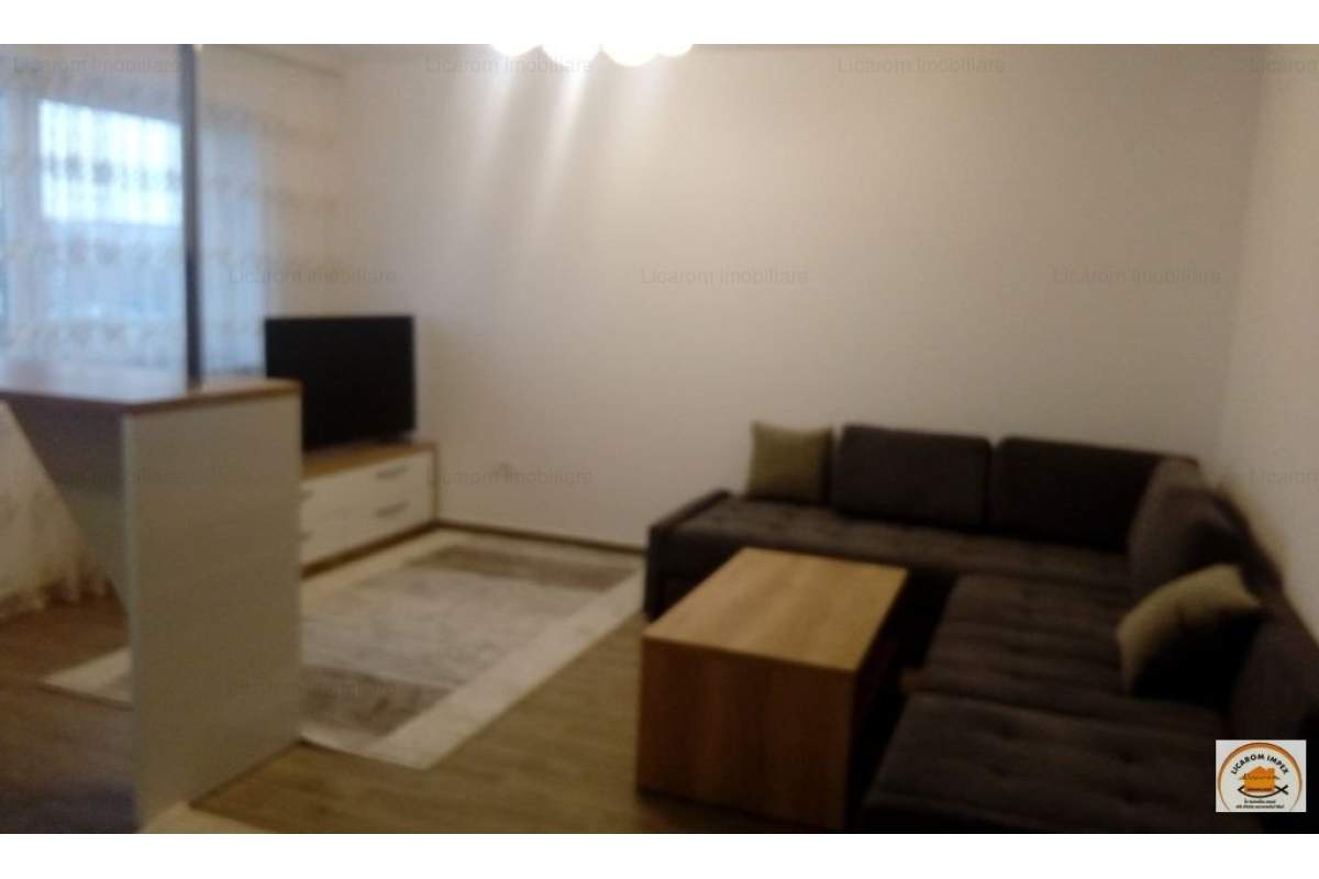  Apartament vis a vis de Coressi Mall -Tractorul etaj 2,mobilat si utilat,500 eur