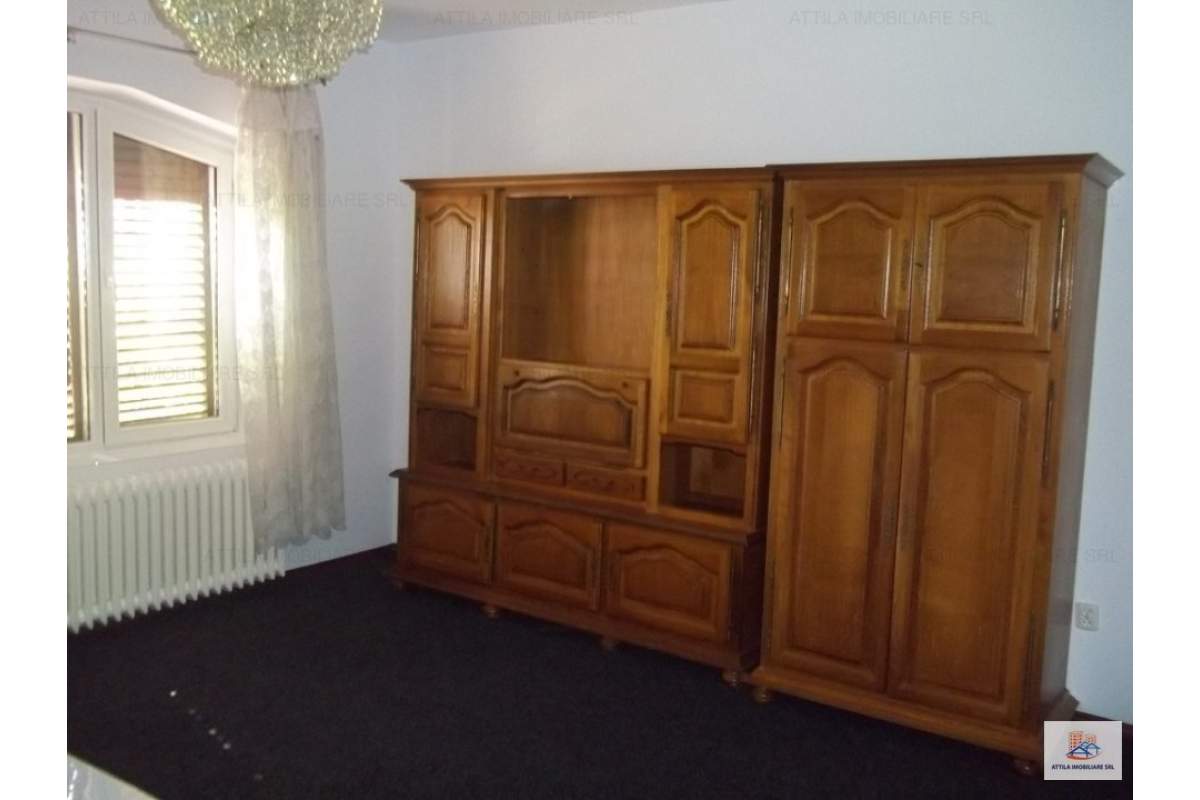 Balcescu o camera in vila 280 euro