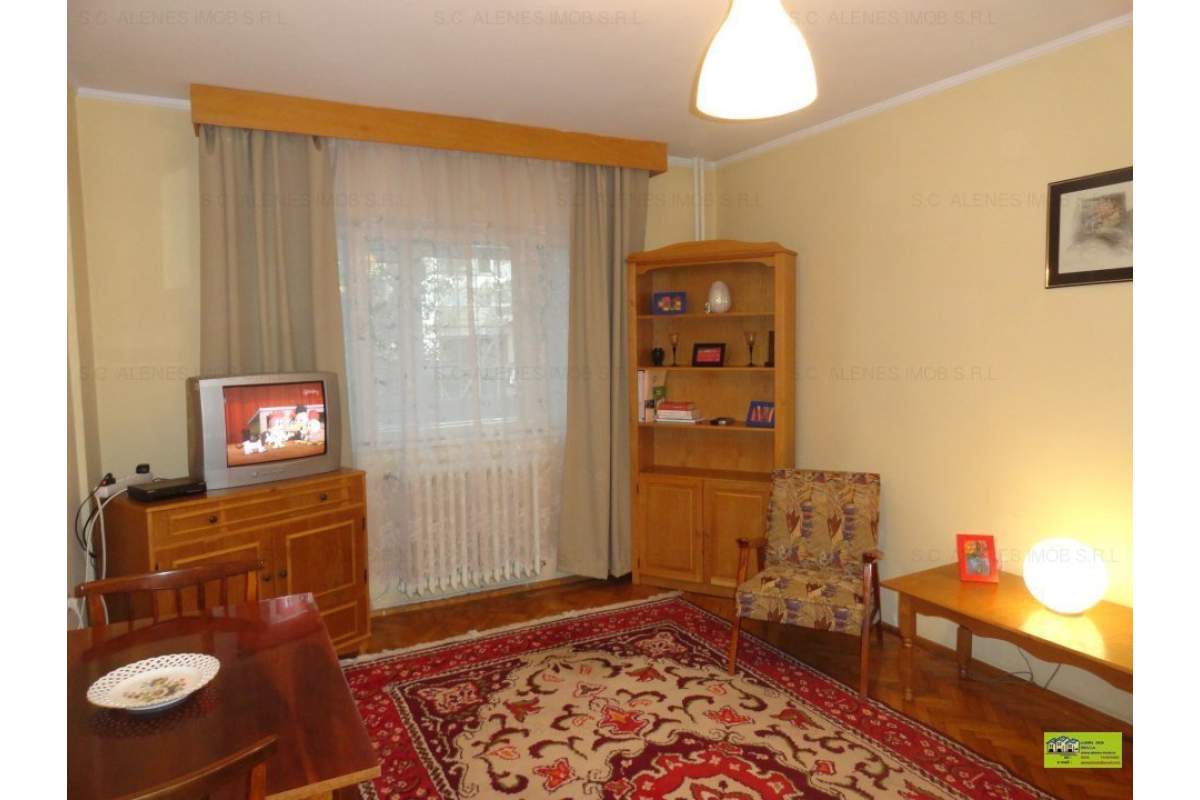 Braila apartament 3 camere de inchiriat ultracentral complet mobilat si renovat
