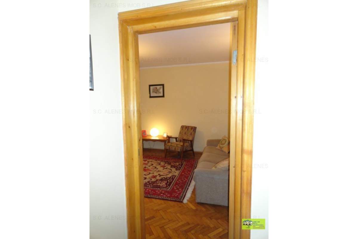 Braila apartament 3 camere de inchiriat ultracentral complet mobilat si renovat