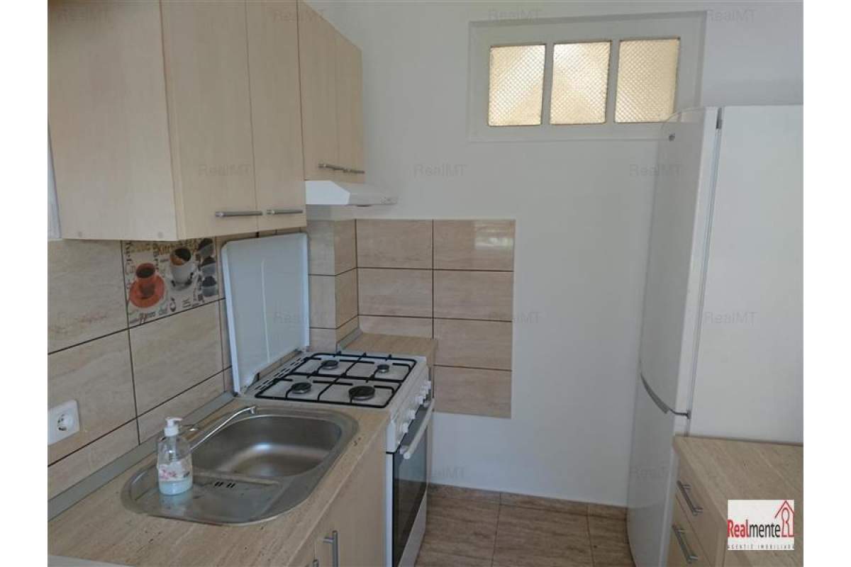 Casa 3 camere,Centru