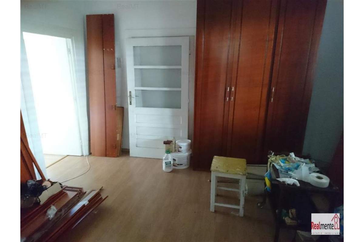 Casa 3 camere,Centru