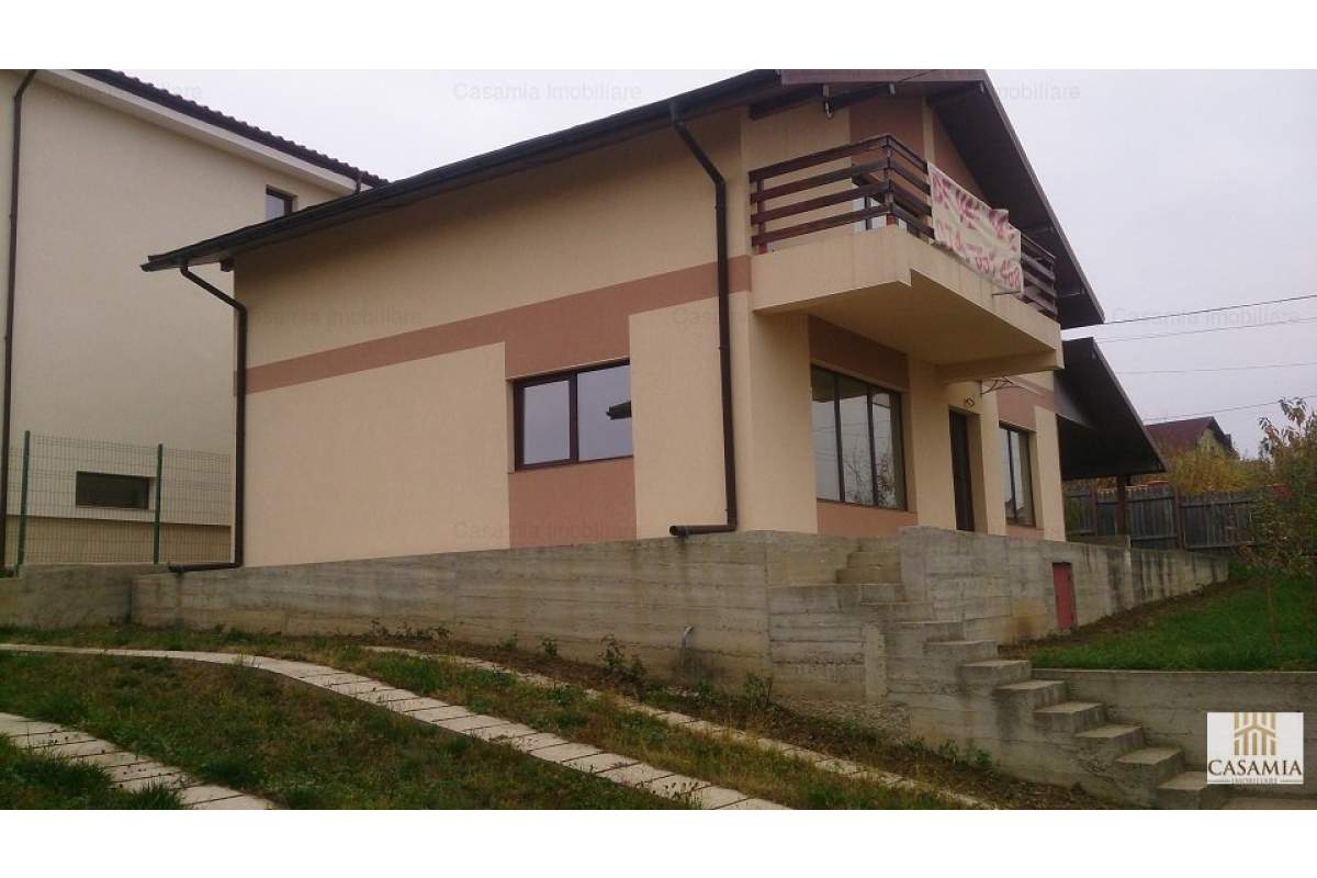  Casa, 4 camere, Bucium - zona Plopii fara Sot, inchiriere, cod410