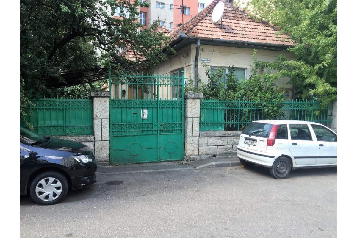  Casa cu 3 camere si curte de inchiriat in Manastur, Str. Agricultorilor Nr. 8