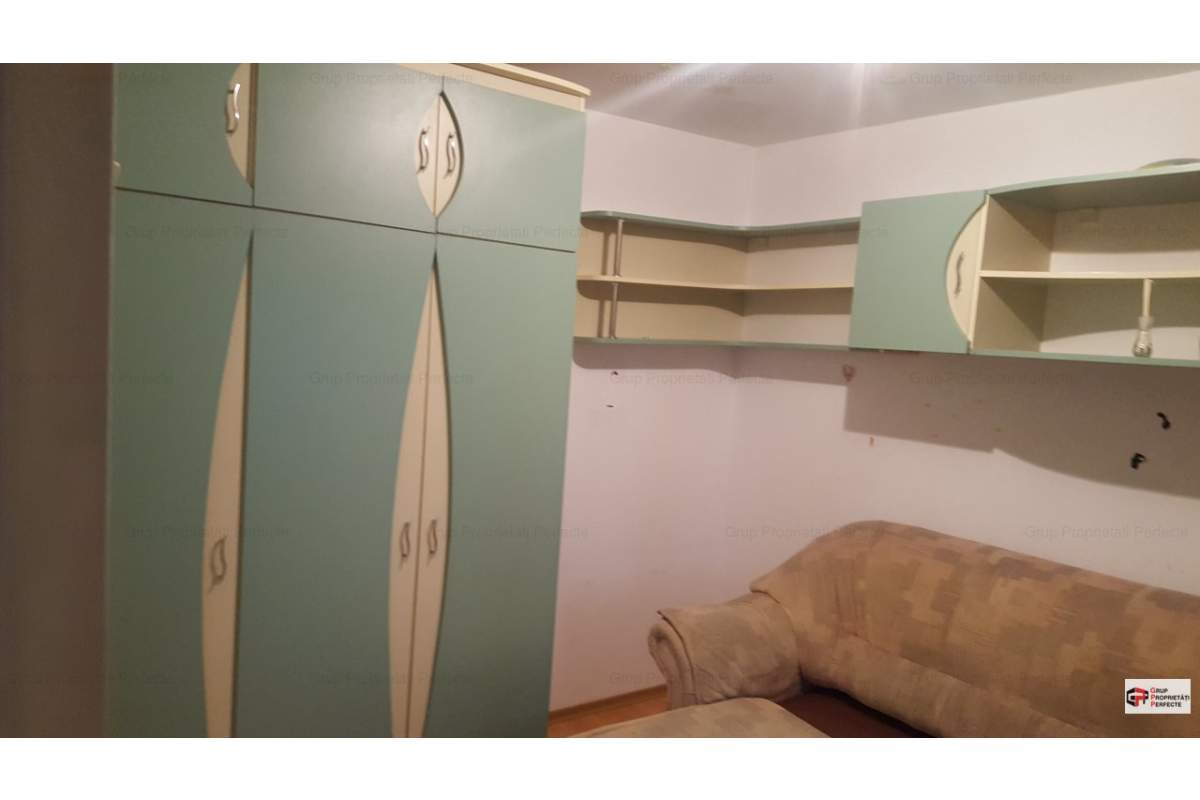 Casa De Cultura, apartament 2 camere stradal
