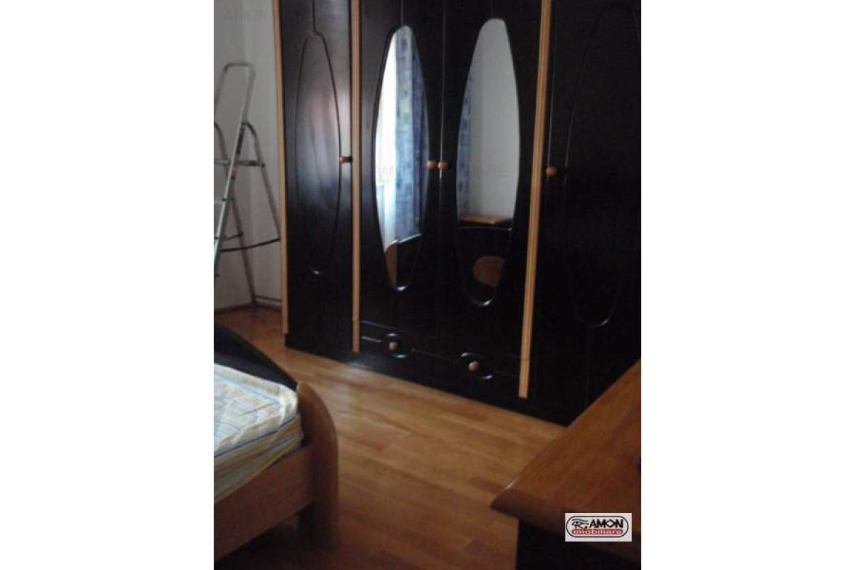 Casa de inchiriat 3 camere